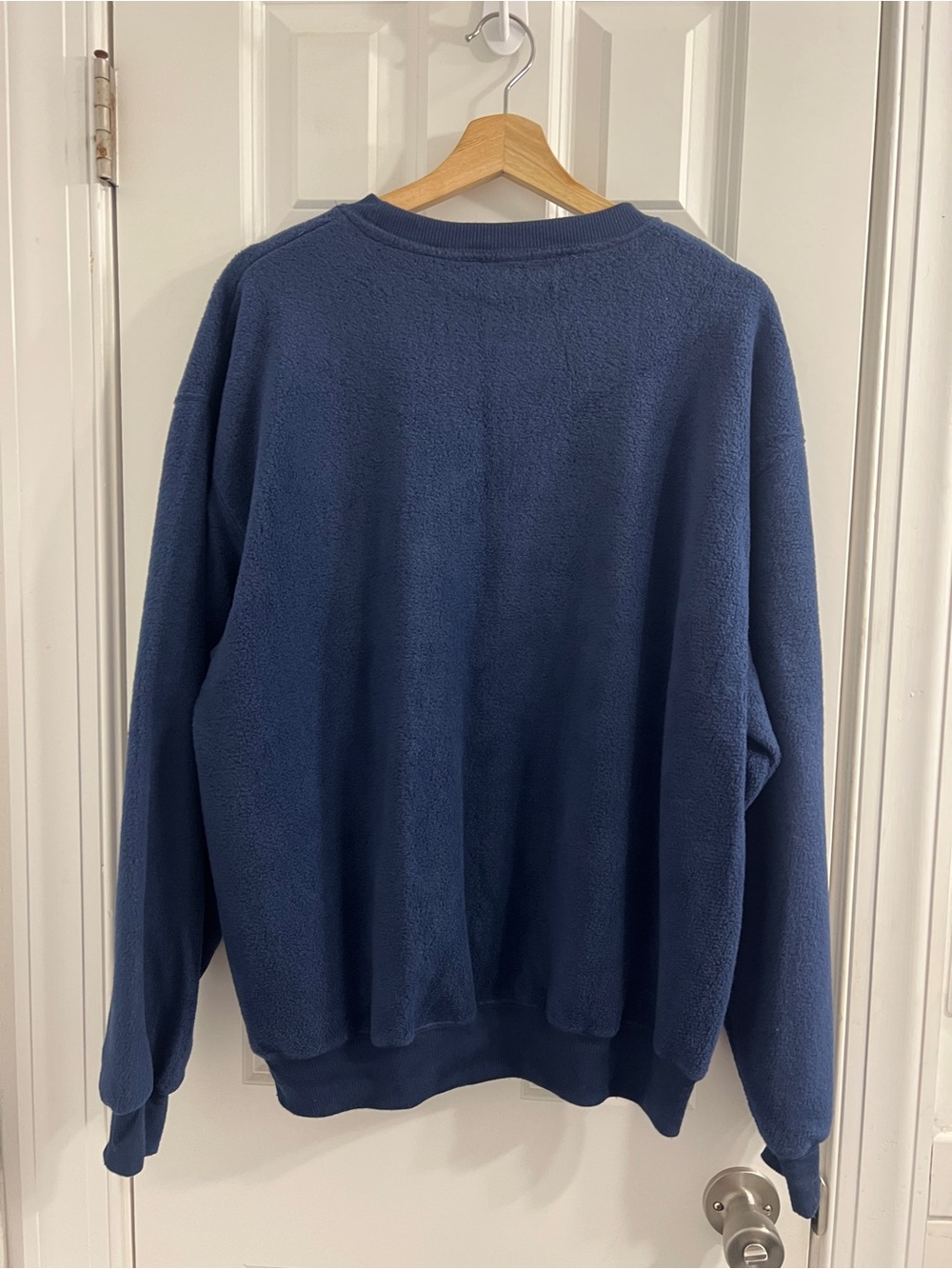 Official Disney-world Winnie the Pooh Navy- Cloud Soft Sweatshirt- Medium - Picture 5 of 5